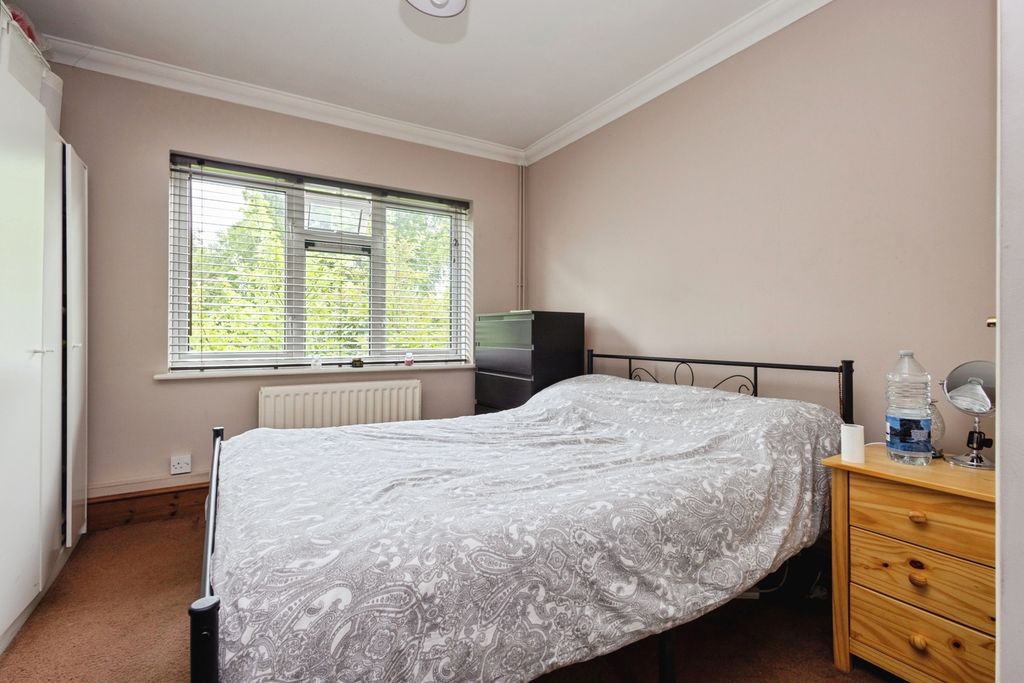 Property photo 3 of 17 Photo