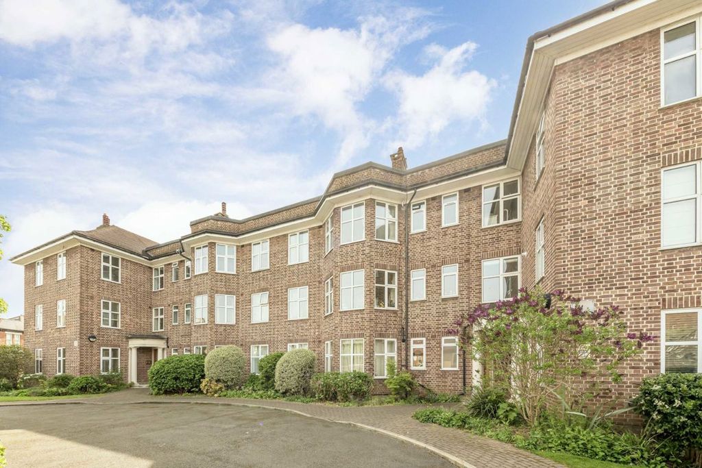 Property photo 1 of 4