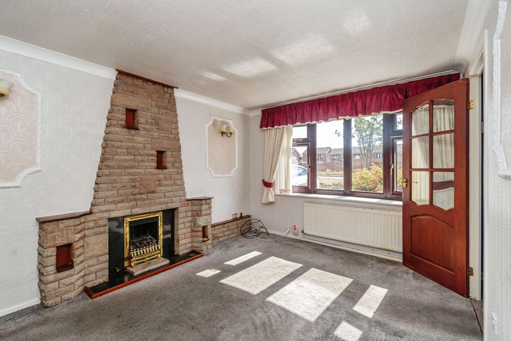 Property photo 2 of 17 Pbox-Img.Jpg