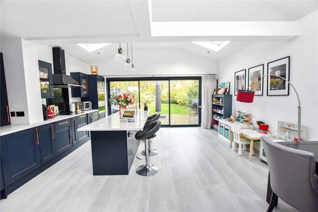 Property photo 1 of 17 Picture No. 30