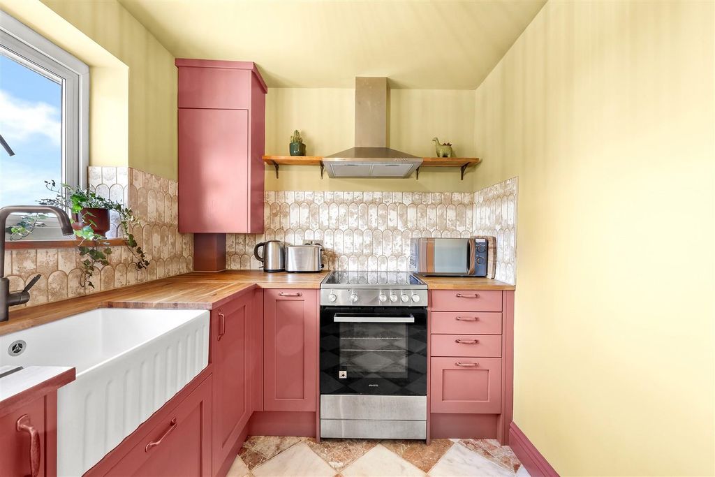 Property photo 3 of 19 4D4A1623.Jpg