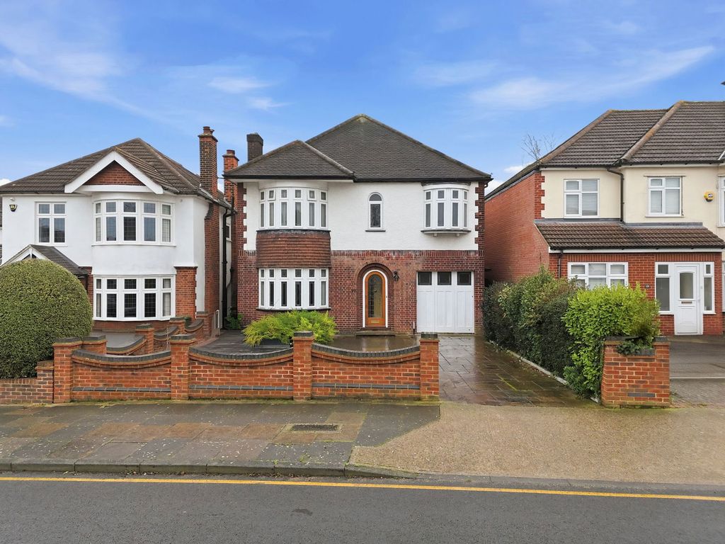 Property photo 1 of 37