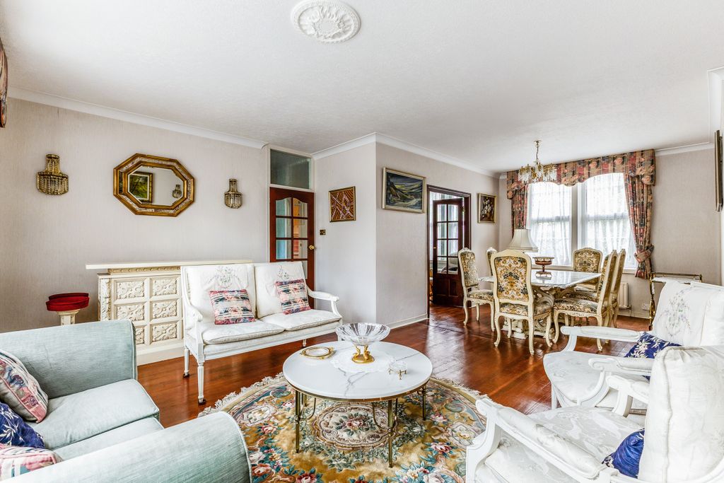 Property photo 1 of 22