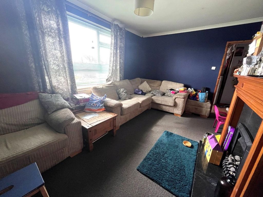 Property photo 3 of 13 Picture No. 17