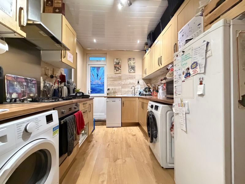 Property photo 2 of 17 Photo 16