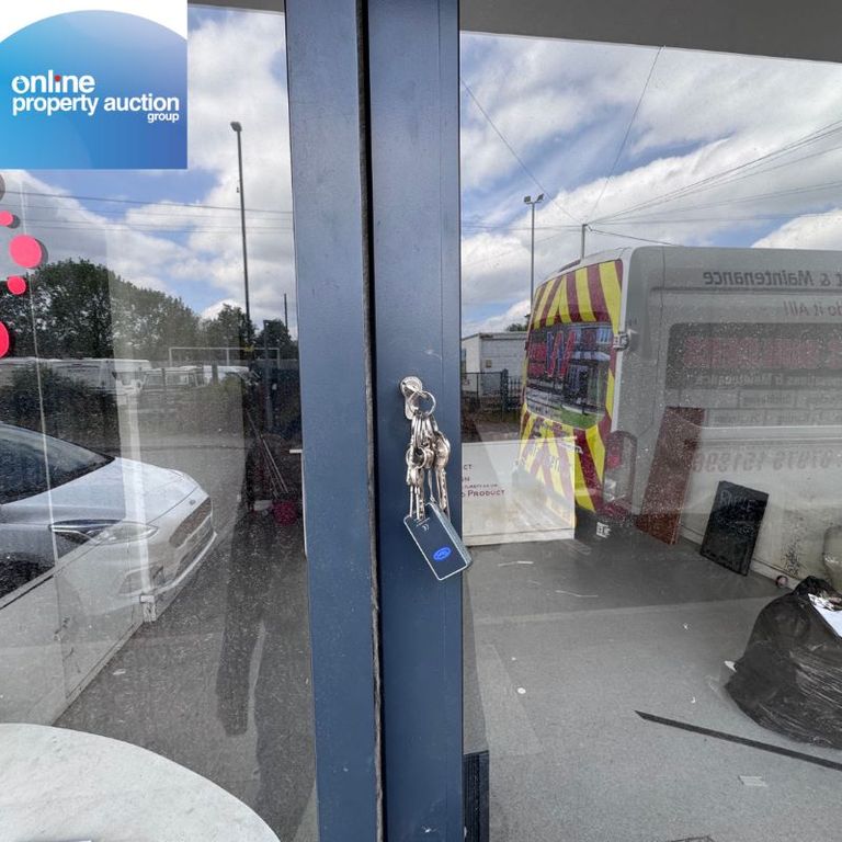 Property photo 2 of 18