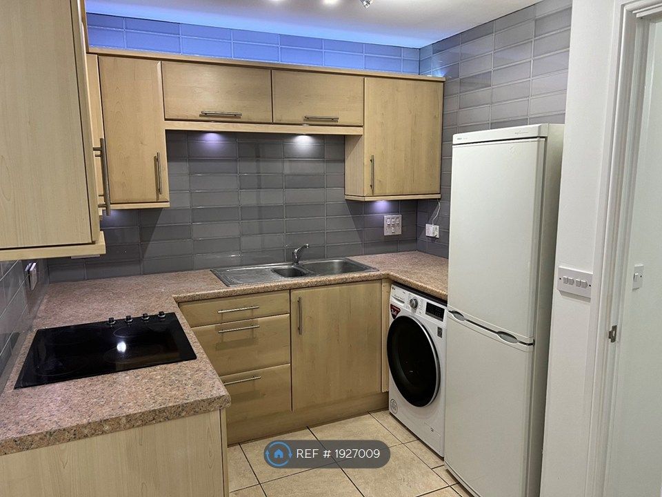 Property photo 3 of 9