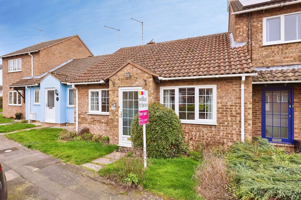 Property photo 1 of 16