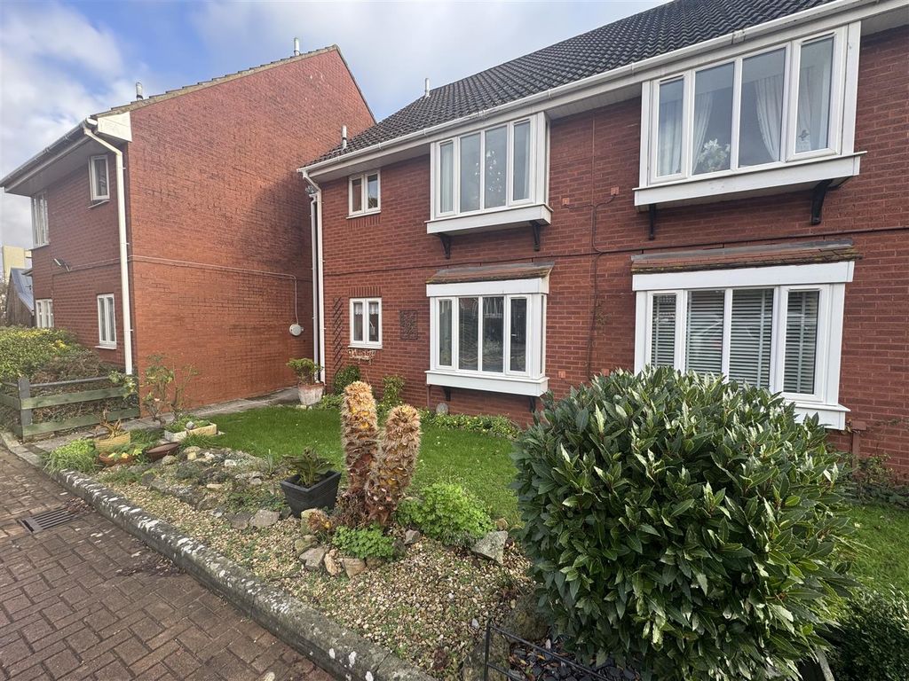 Property photo 1 of 8 Img_1379.Jpg