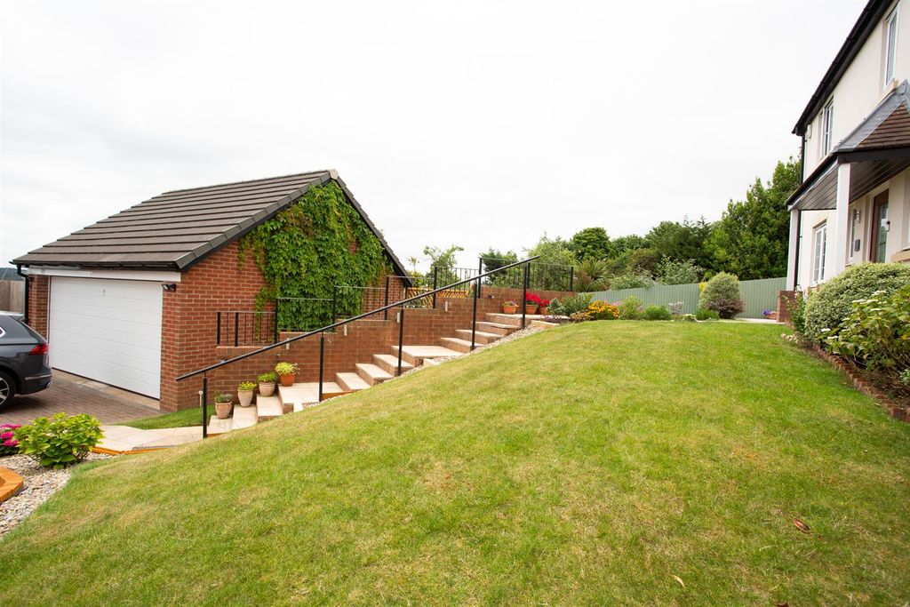 Property photo 2 of 27 Derb6710.Jpg