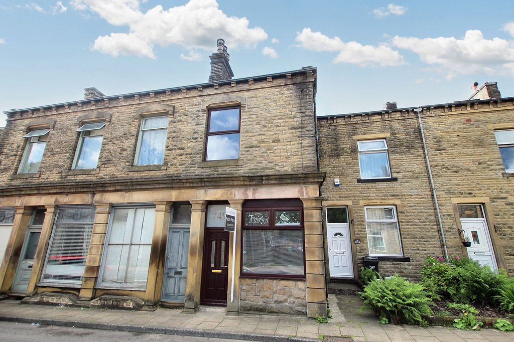 Property photo 3 of 18
