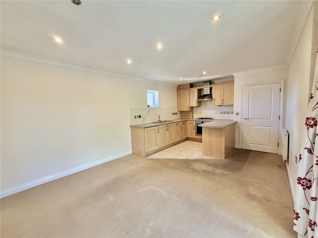 Property photo 3 of 12 Picture No. 08