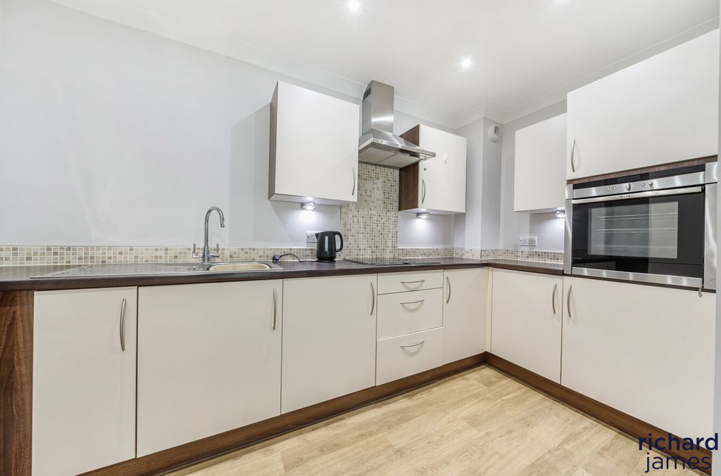 Property photo 3 of 13 Ca4B9Ea214Ec45A7987cd7393010Eec7