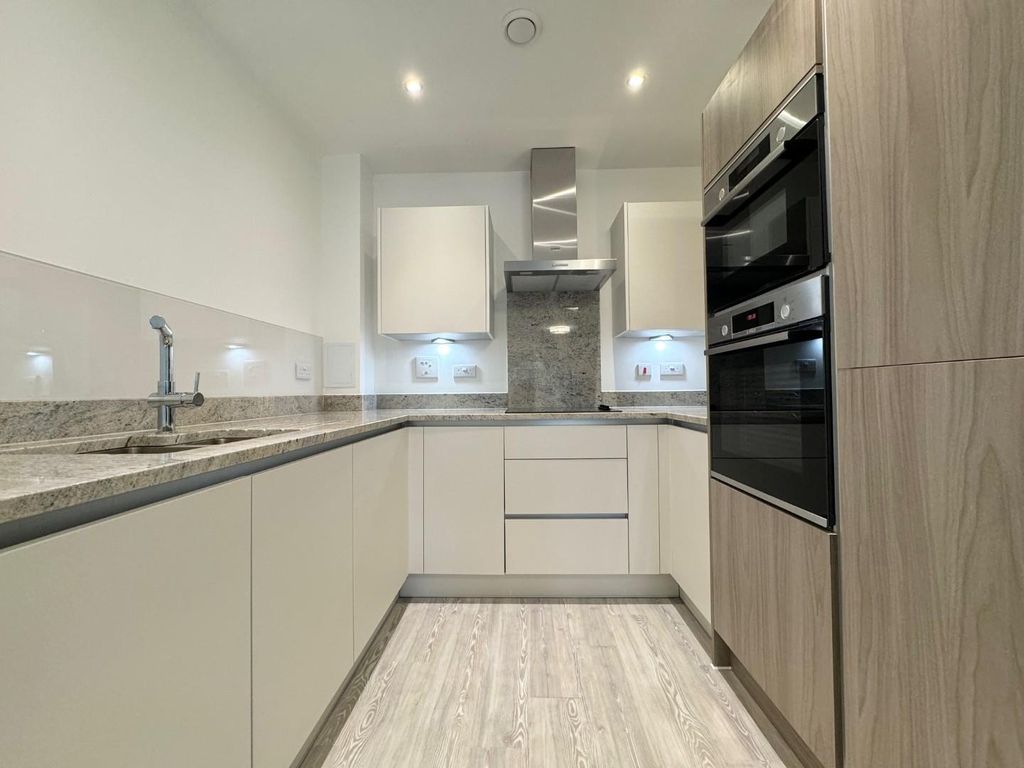 Property photo 1 of 13 Kitchen.Jpg