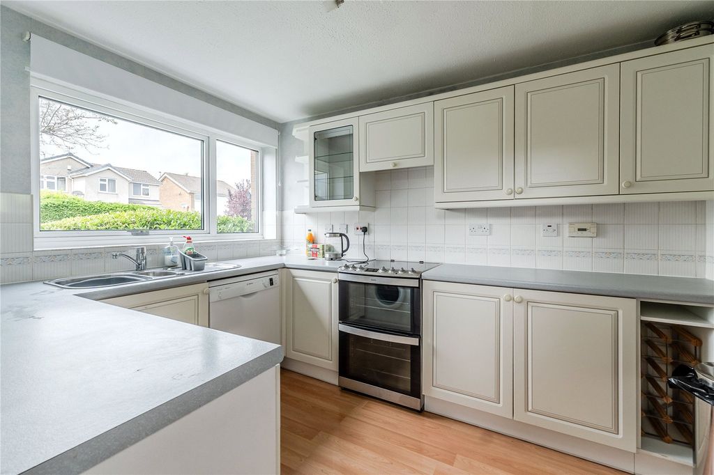 Property photo 2 of 12 Picture No. 02