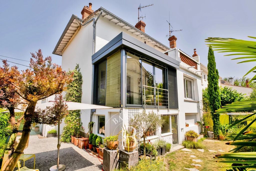 Property photo 2 of 15