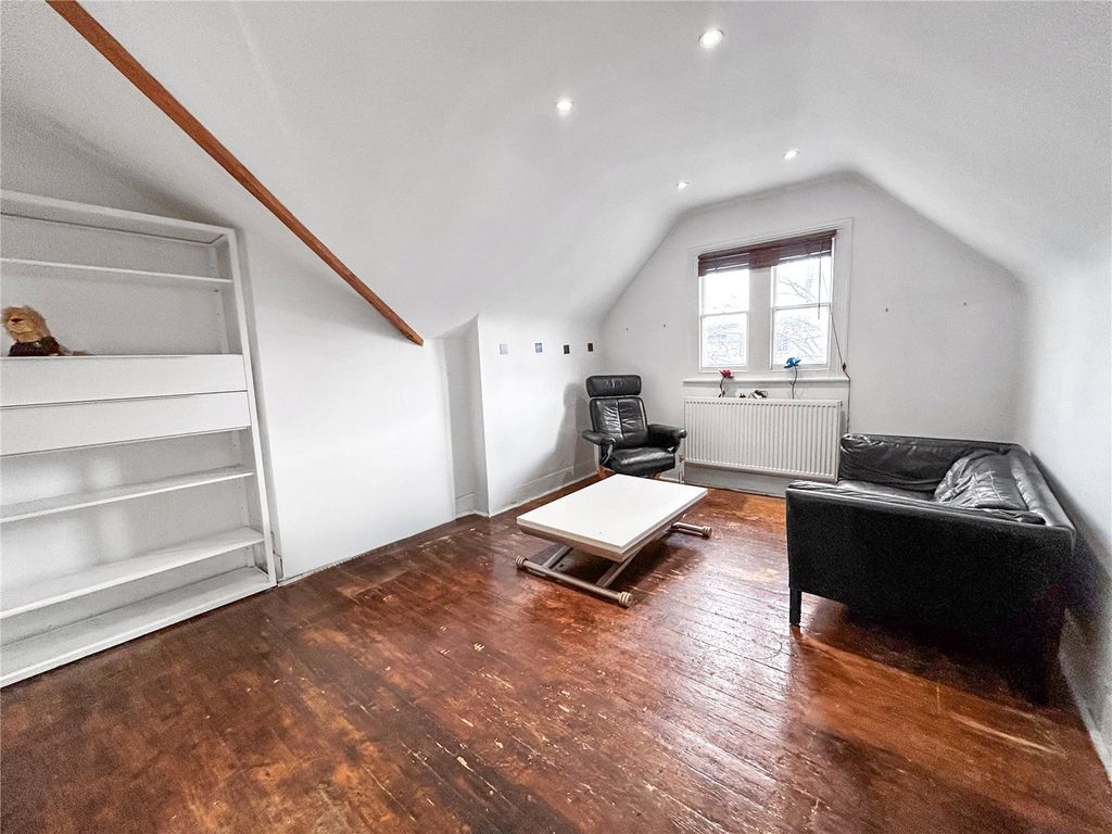 Property photo 2 of 4 Picture No. 06