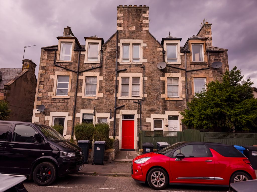 Property photo 1 of 4 1