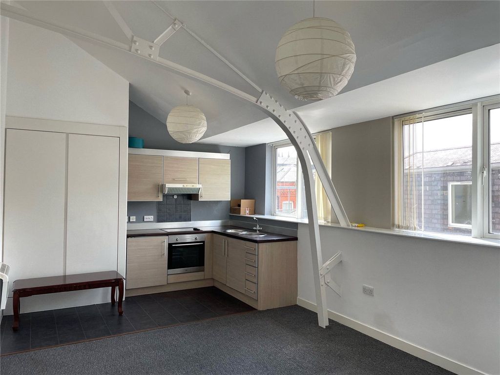 Property photo 3 of 9 Kitchen/Lounge/Diner