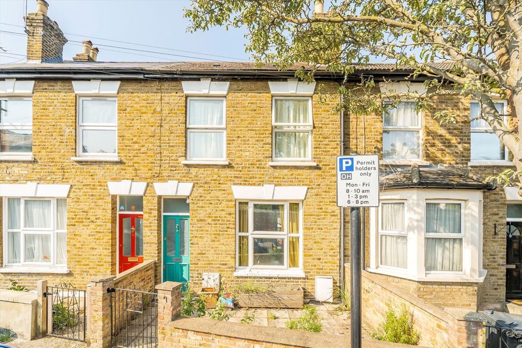 Property photo 1 of 7