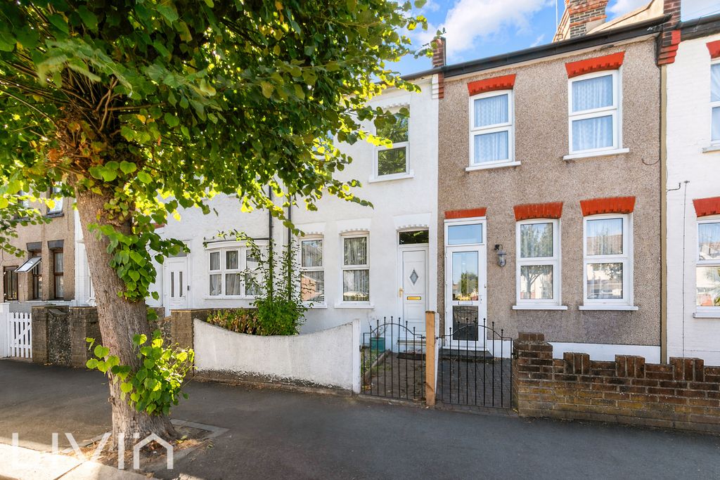 Property photo 1 of 10 Boston Road (10)