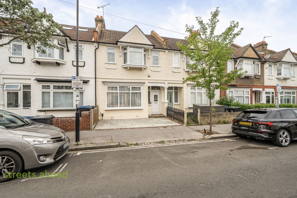 Property photo 1 of 14 B2135E86-c02F-417...