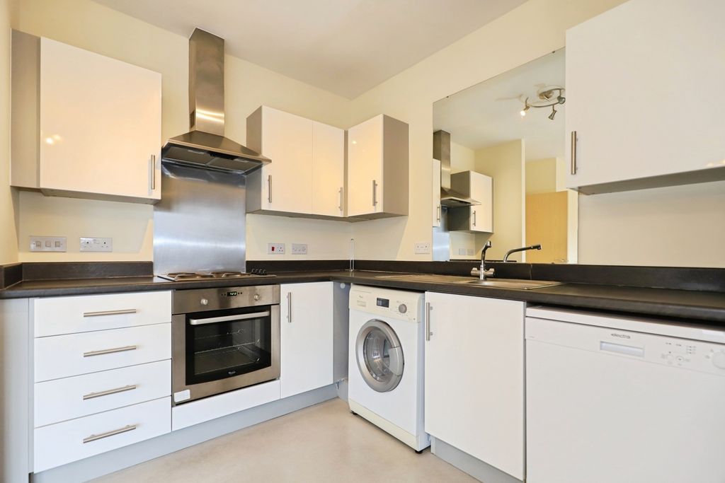 Property photo 3 of 20 Pbox-Img.Jpg