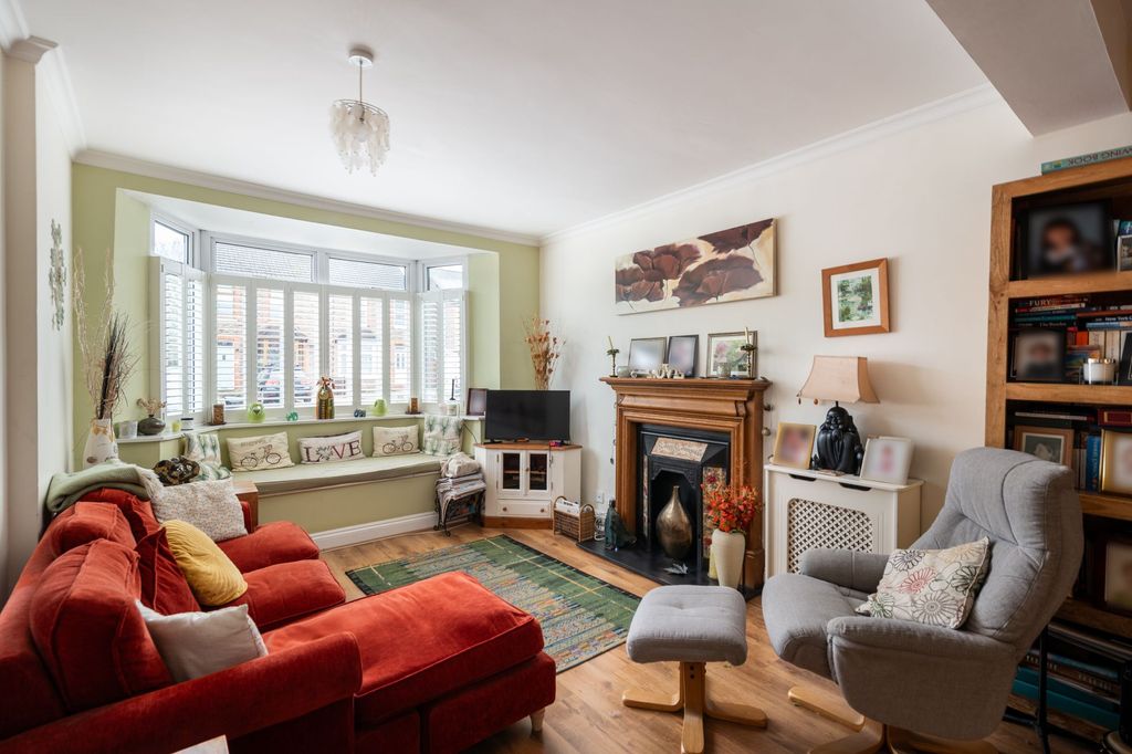 Property photo 2 of 15