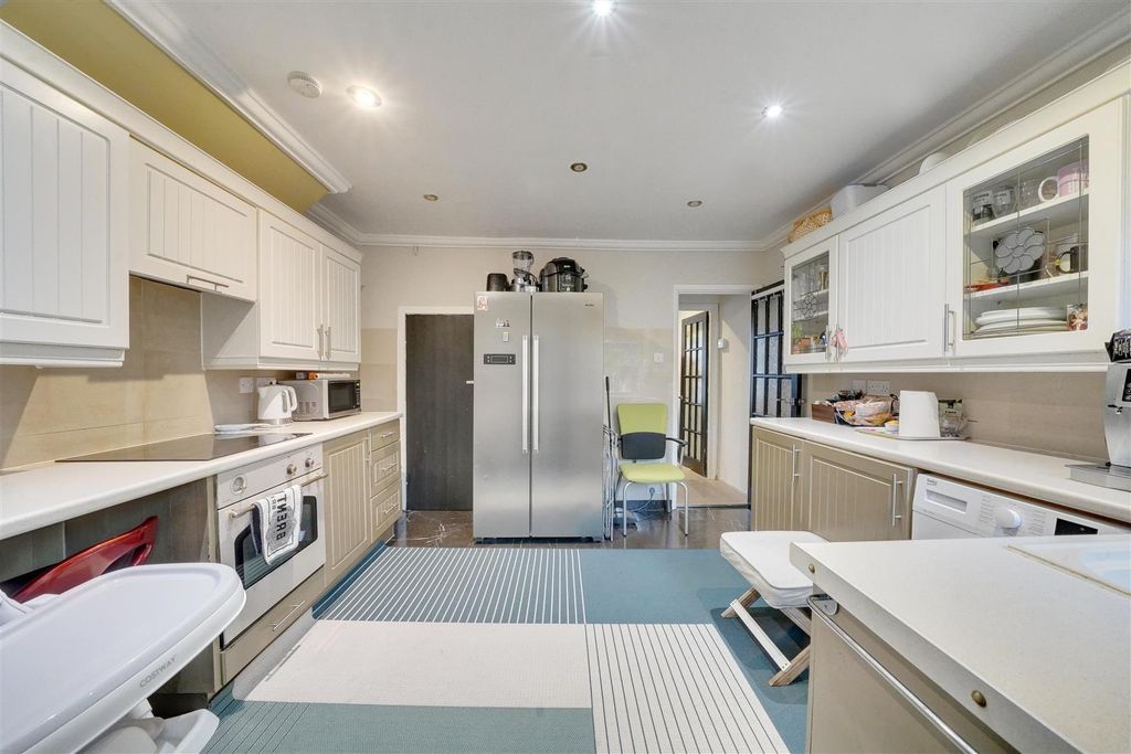 Property photo 2 of 12 Dsc05599-Dsc05603.Jpg