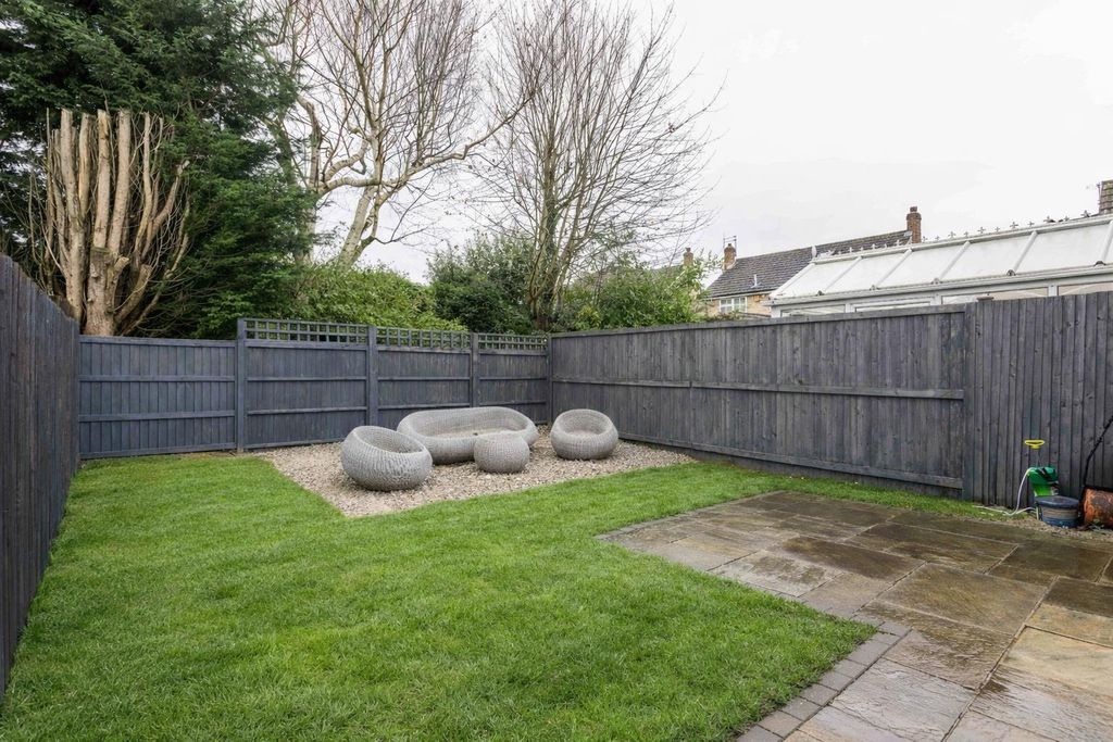 Property photo 2 of 12 Garden 464 Shadwell Lane.Png