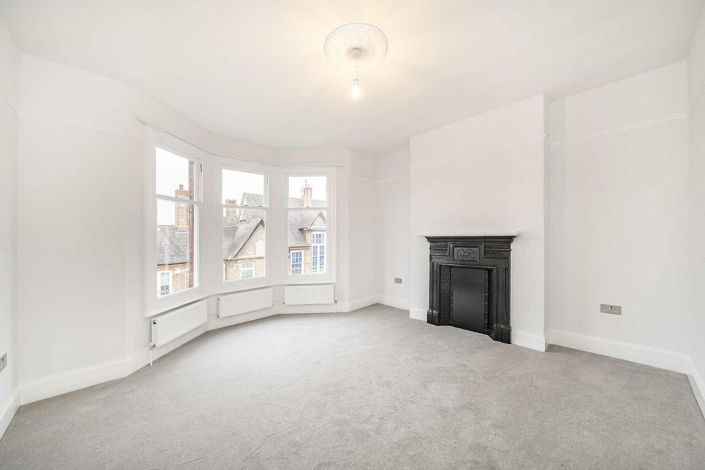 Property photo 2 of 5