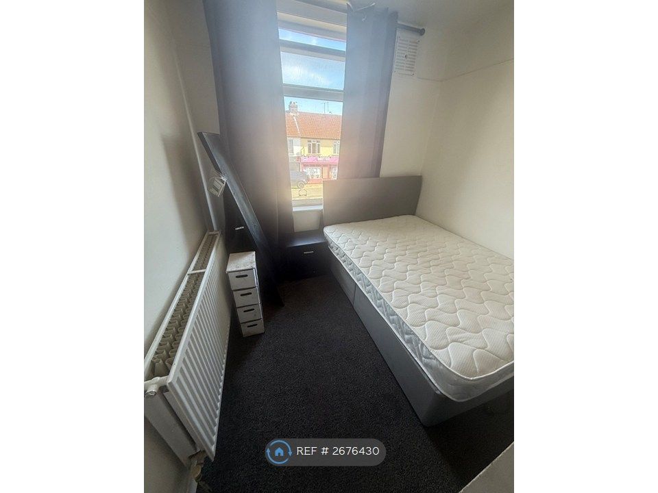 Property photo 2 of 5