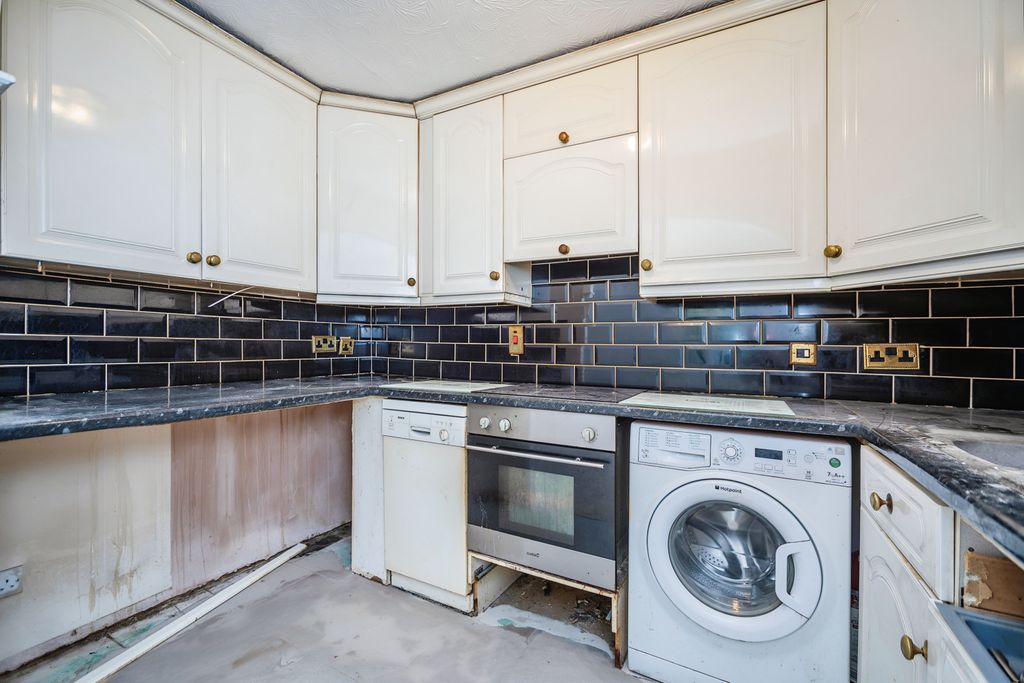 Property photo 2 of 13 Photography