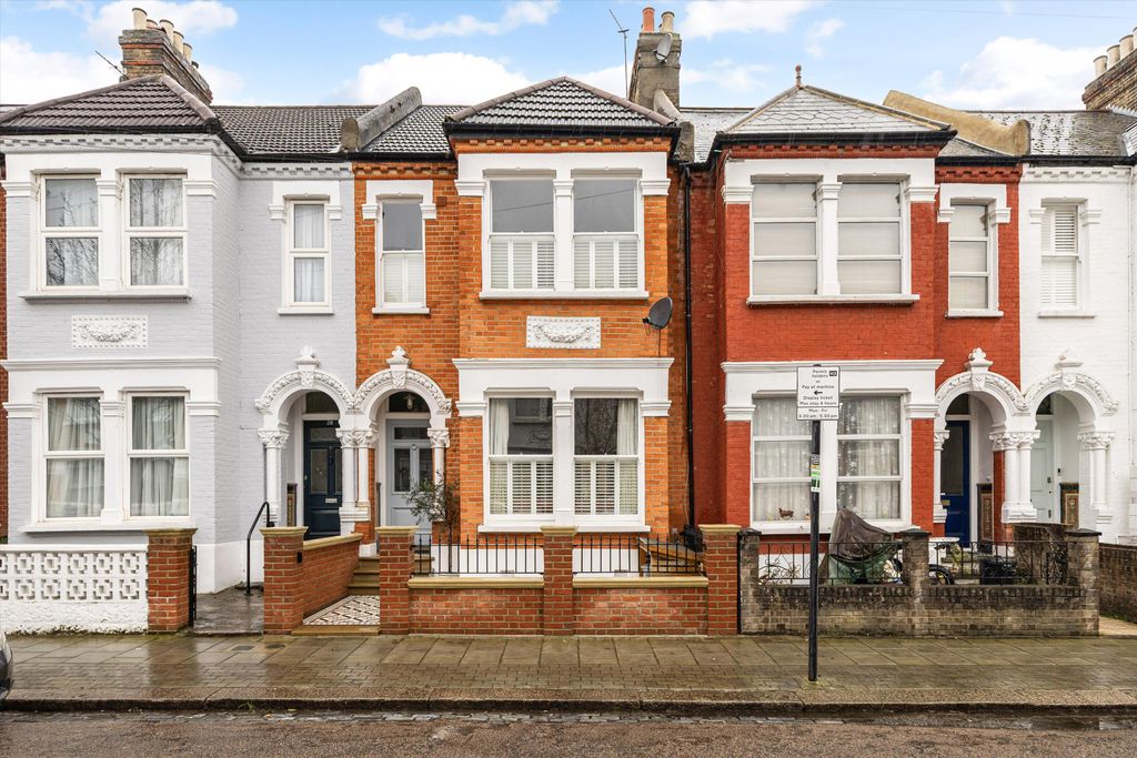 Property photo 3 of 13 Image