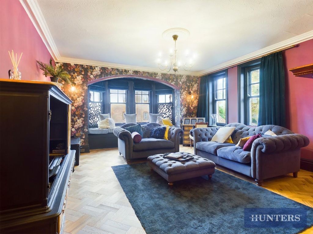 Property photo 2 of 13 Cam03407G0-Pr0183-Still001.Jpg