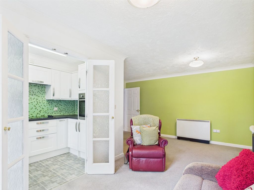 Property photo 3 of 13