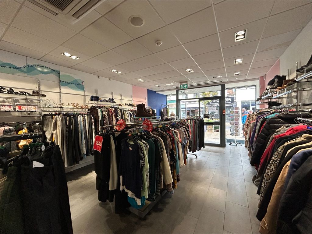 Property photo 3 of 7 Picture 3