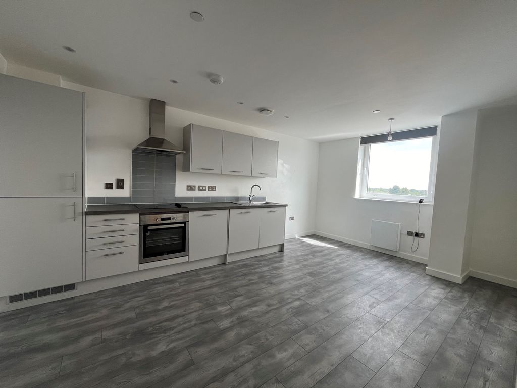Property photo 1 of 3