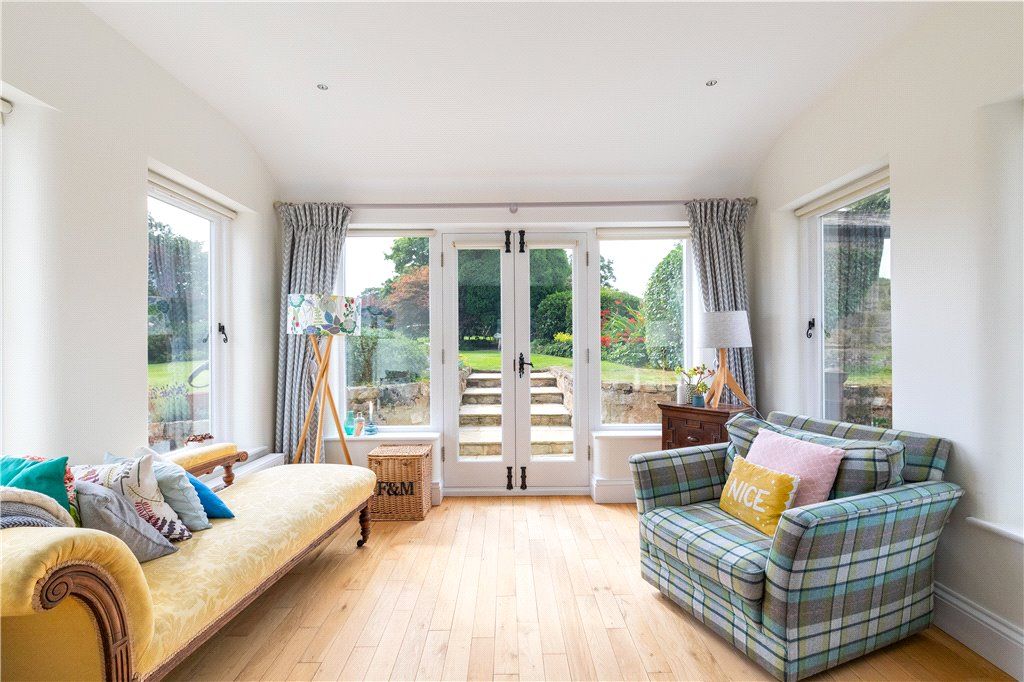 Property photo 3 of 33 Drawing Room