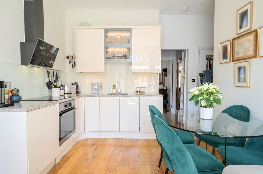 Property photo 3 of 8 1451029-13-69Ea06...