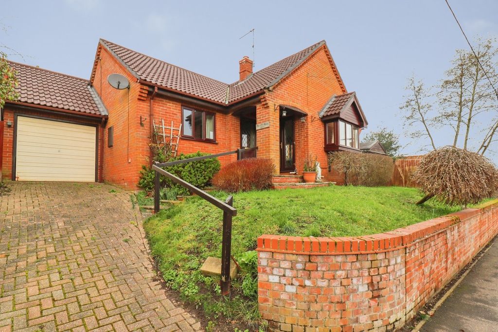 Property photo 1 of 16