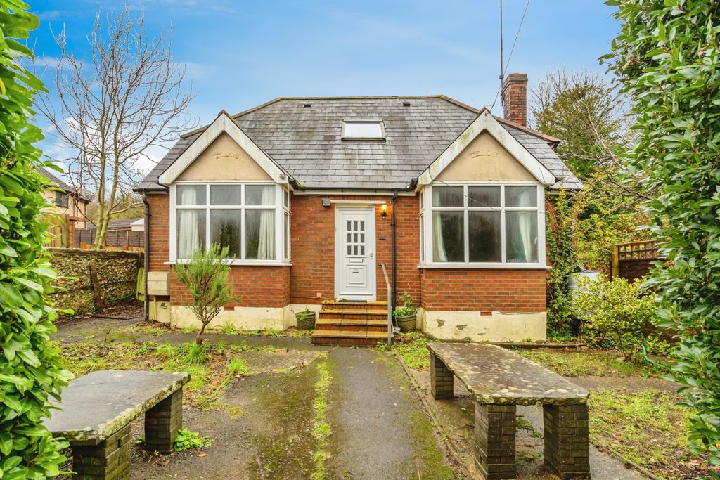 Property photo 1 of 15 Front