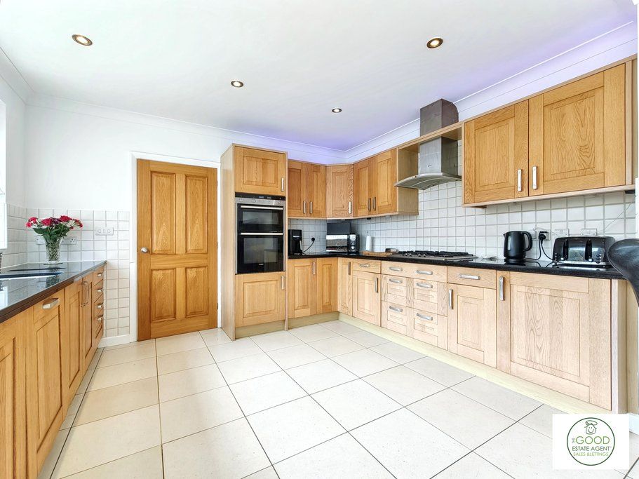 Property photo 1 of 26