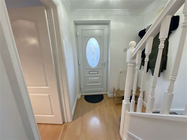 Property photo 3 of 21 Hallway