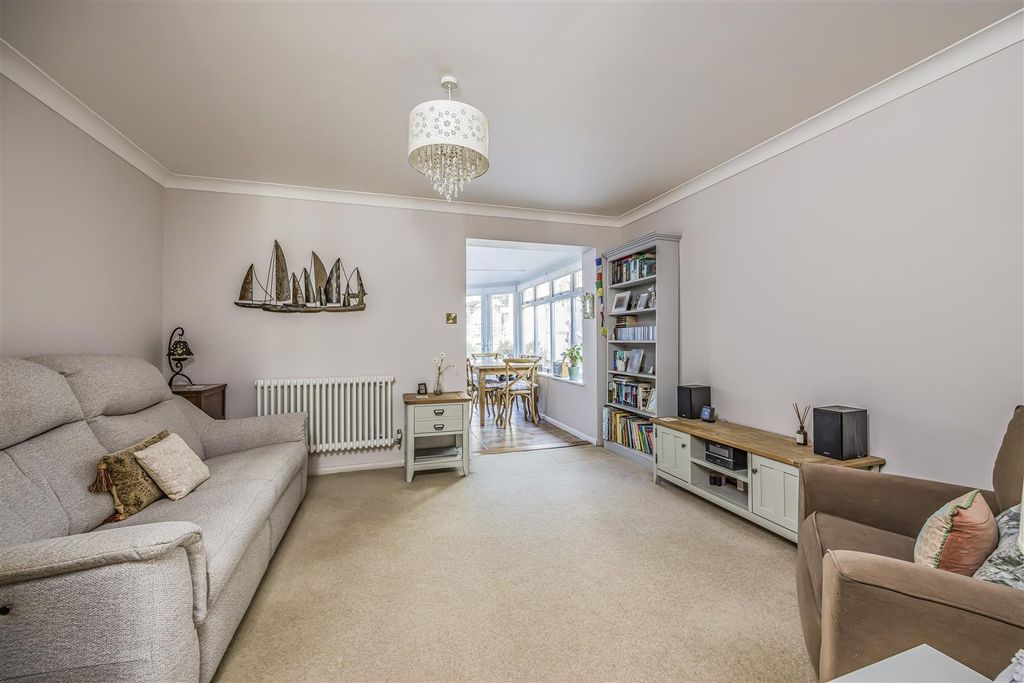 Property photo 3 of 22 Blackcap Close, Rowland's Castle-Porticomarketing-