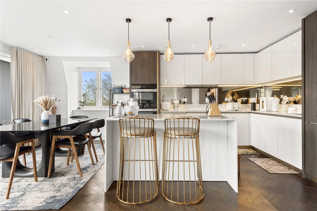 Property photo 1 of 18 Picture No. 06