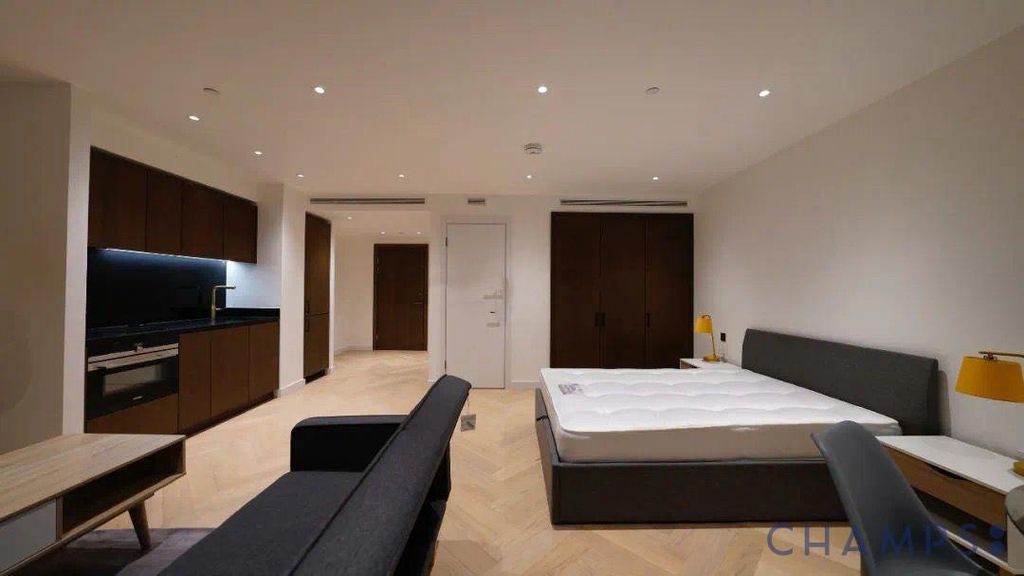 Property photo 3 of 10 Gallery