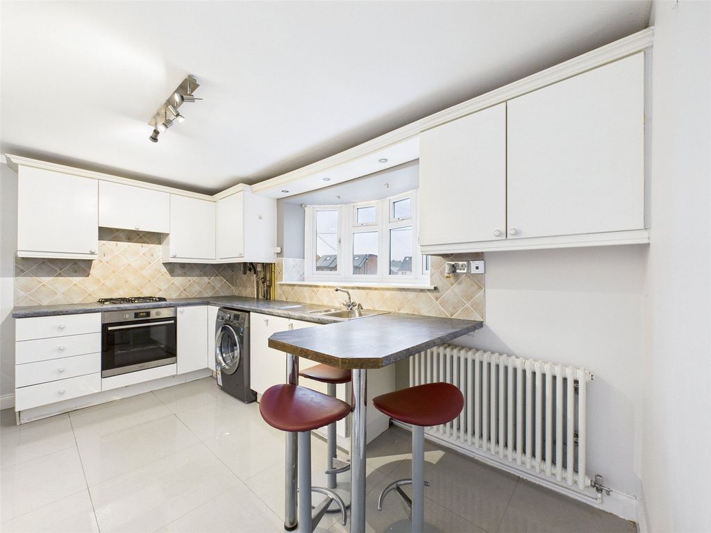 Property photo 1 of 25 Picture No. 39