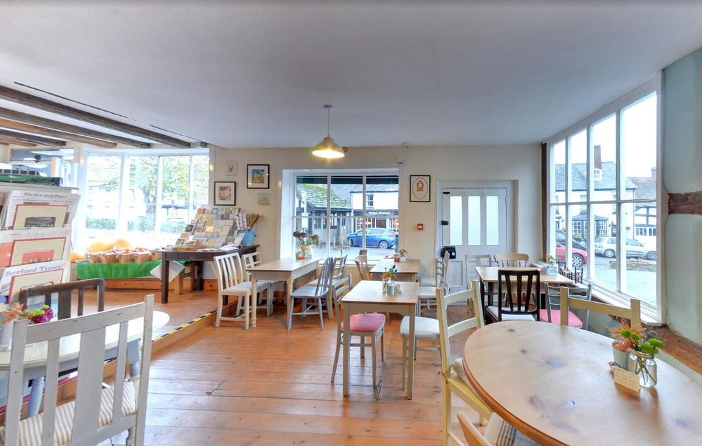 Property photo 3 of 15 Tea Room