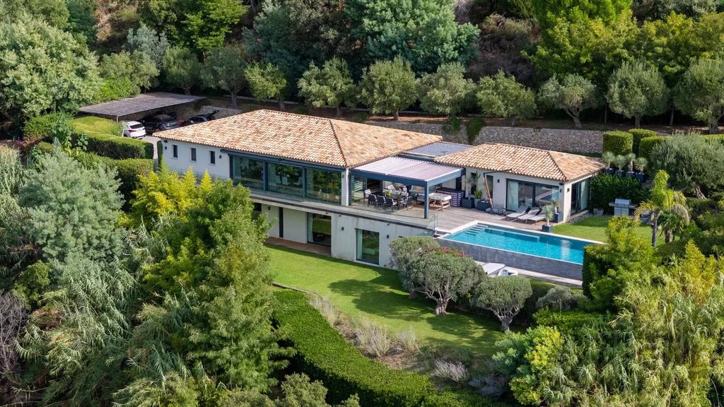 Property photo 2 of 9